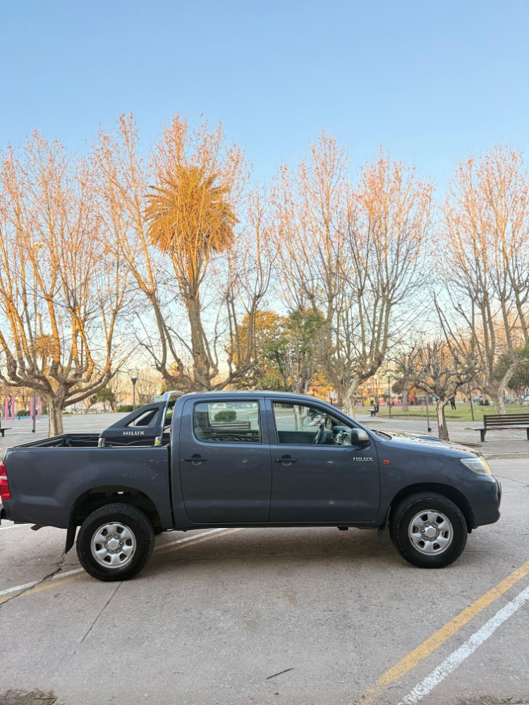 Toyota HILUX 2.5 DX PACK — foto 2